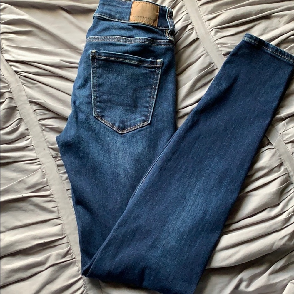 American Eagle Ripped Skinny Jeans High Rise